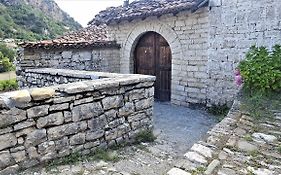 Dhimitri's guest house